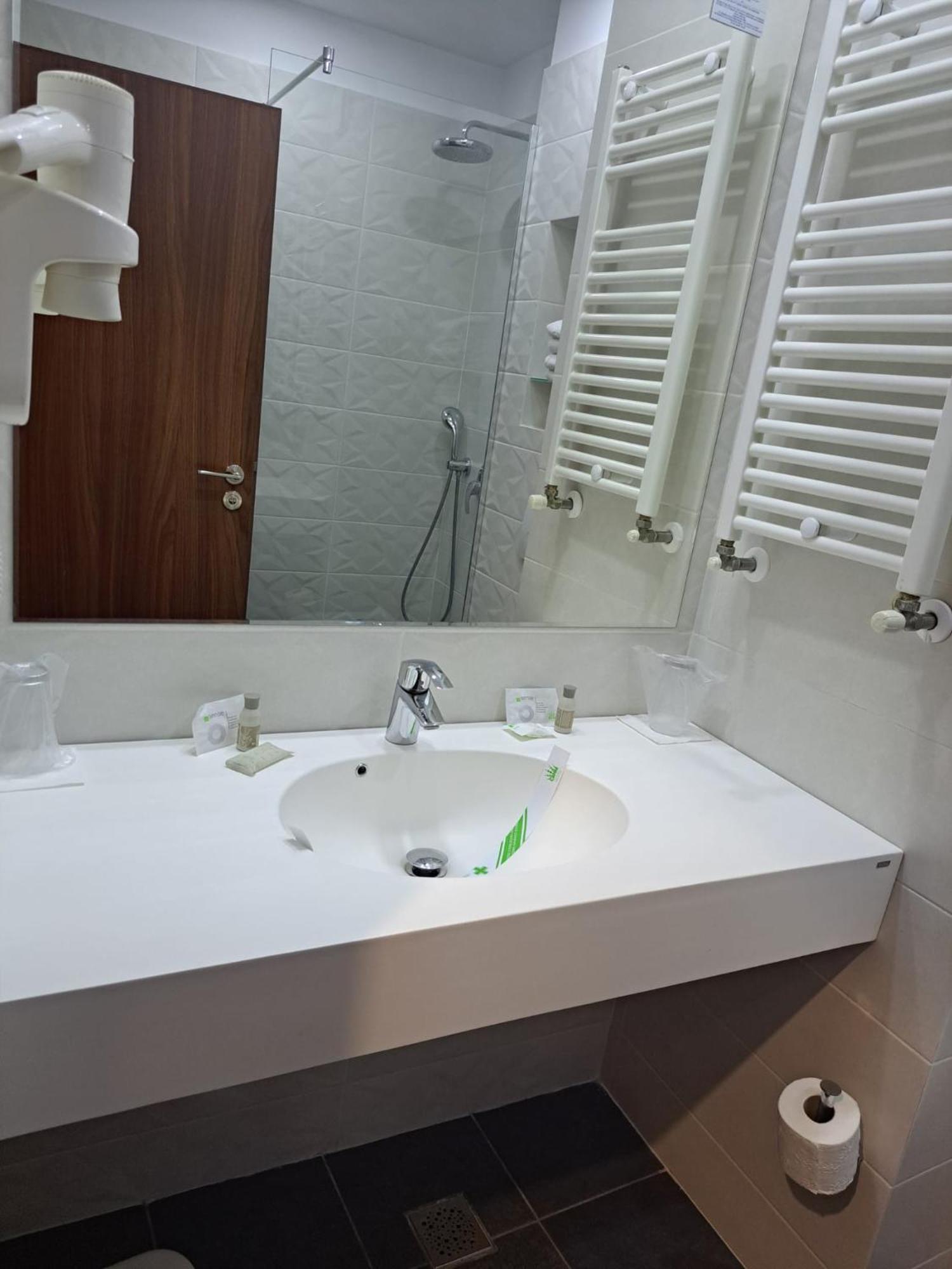 Hotel Amiral Мамая Экстерьер фото